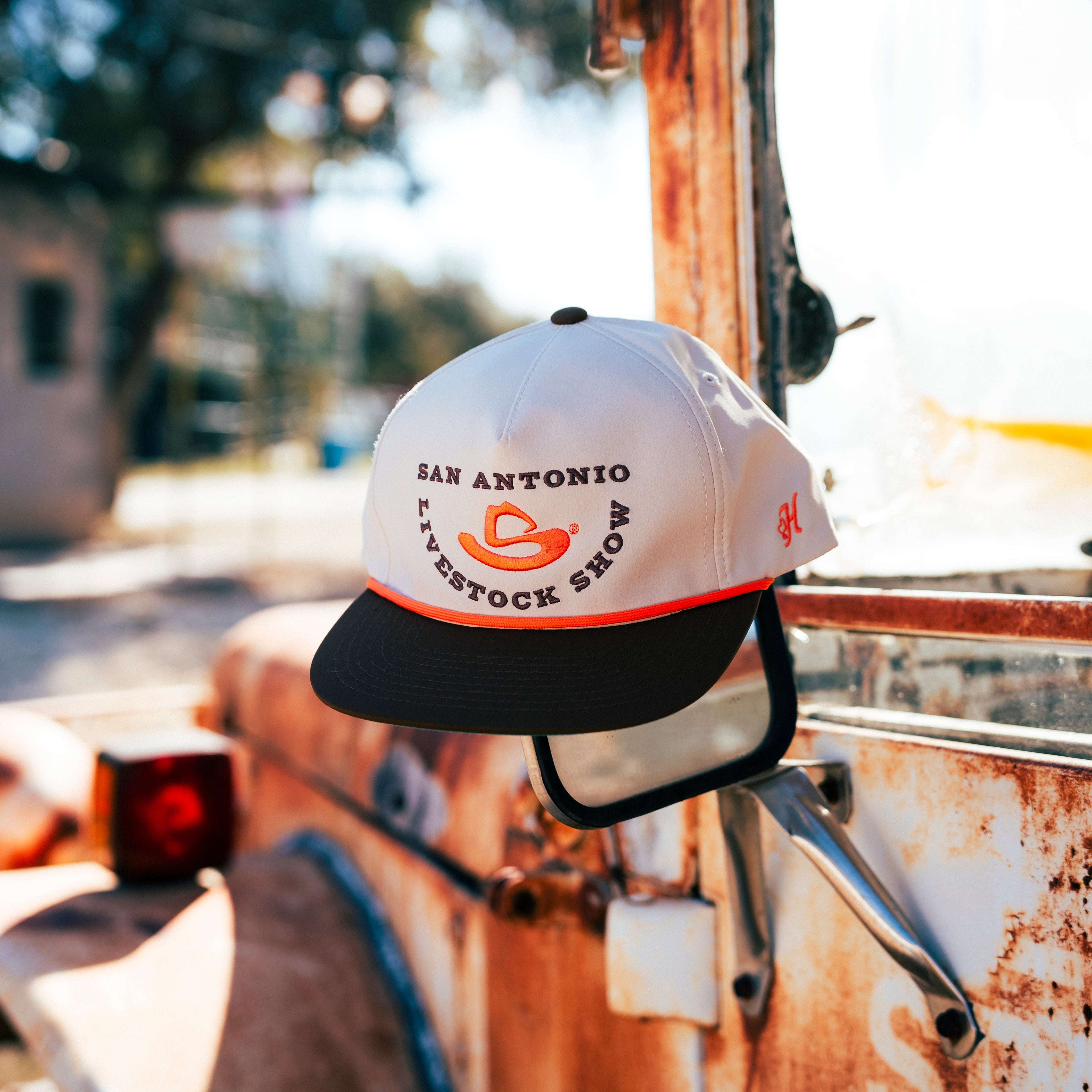 HOOEY LIVESTOCK SHOW 26 HAT