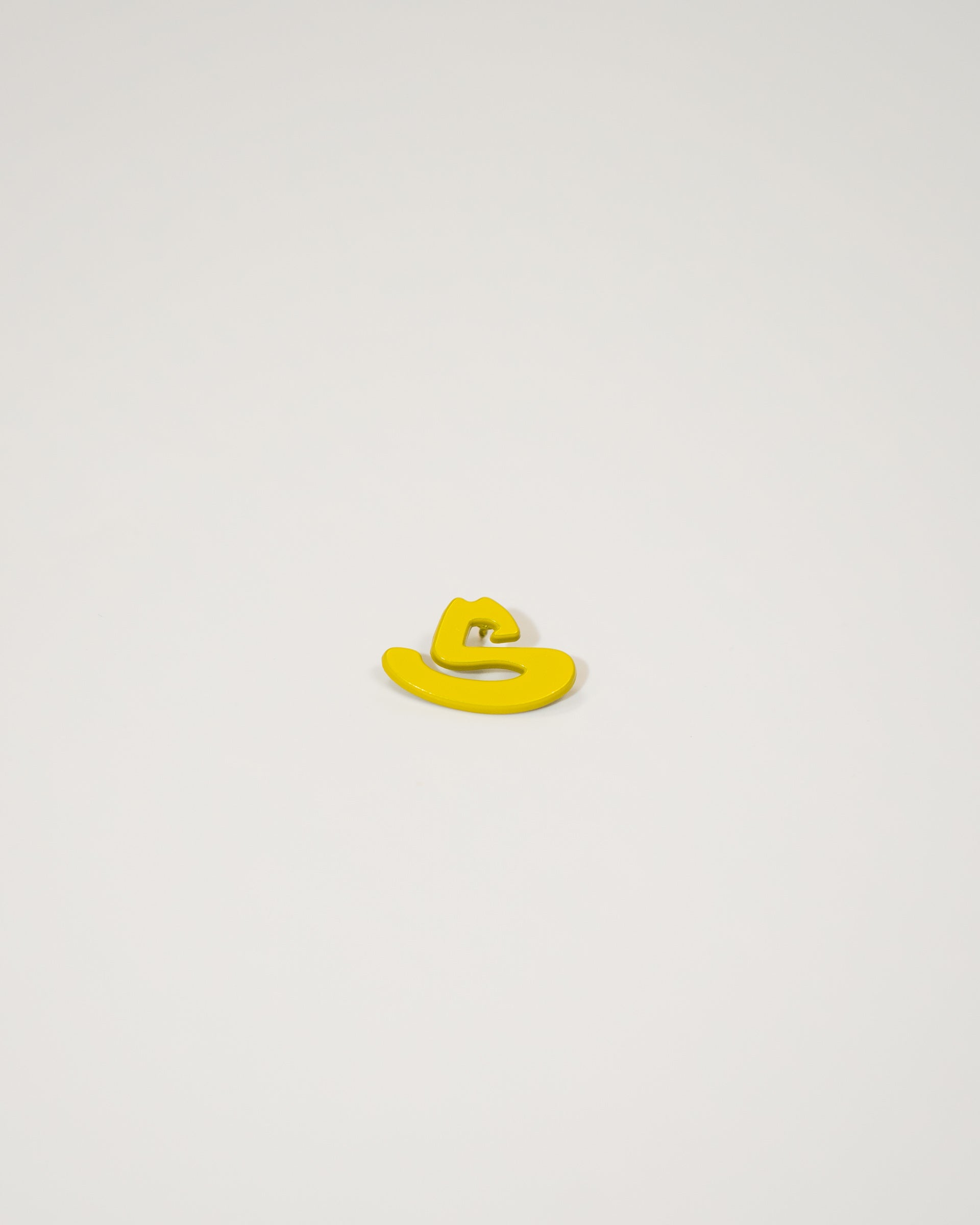 HAT PIN GOLD