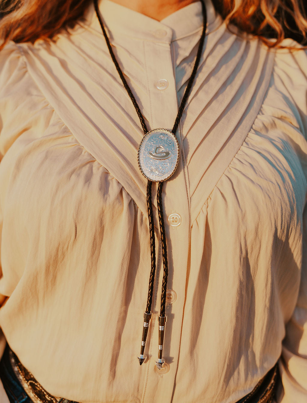 MONTANA SILVERSMITHS BOLO TIE