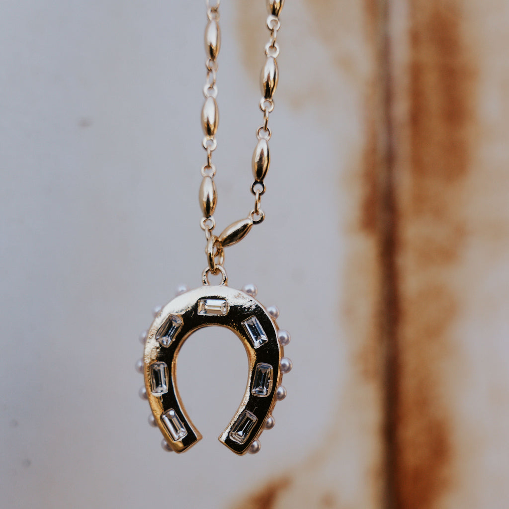 RIHINSTONE HORSESHOE NECKLACE