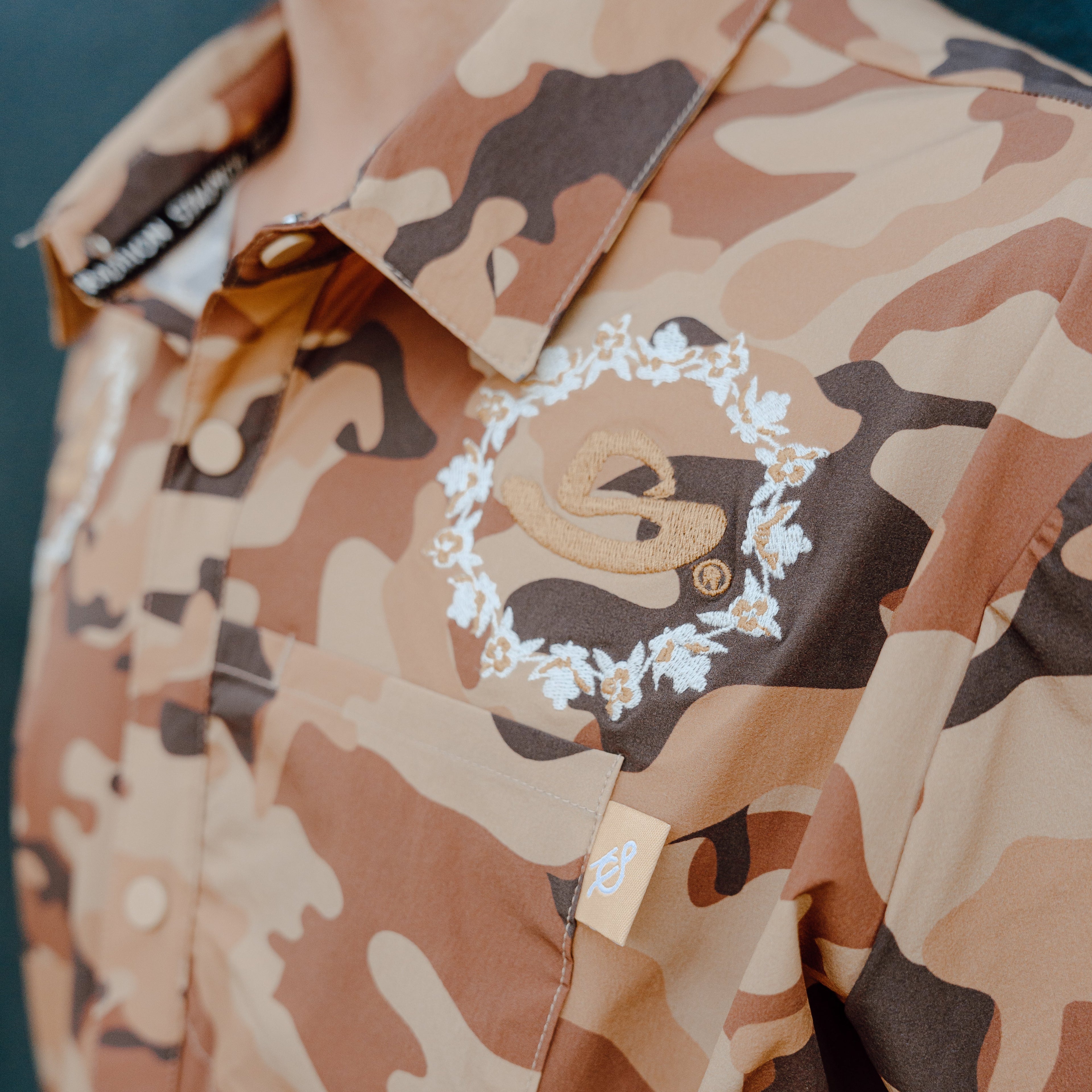 THE EXPEDITION BUTTON DOWN STAUNCH