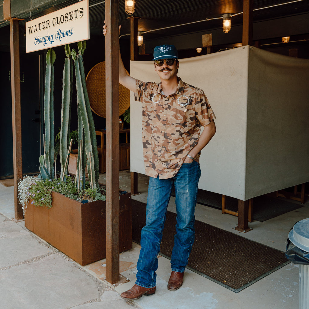 THE EXPEDITION BUTTON DOWN STAUNCH