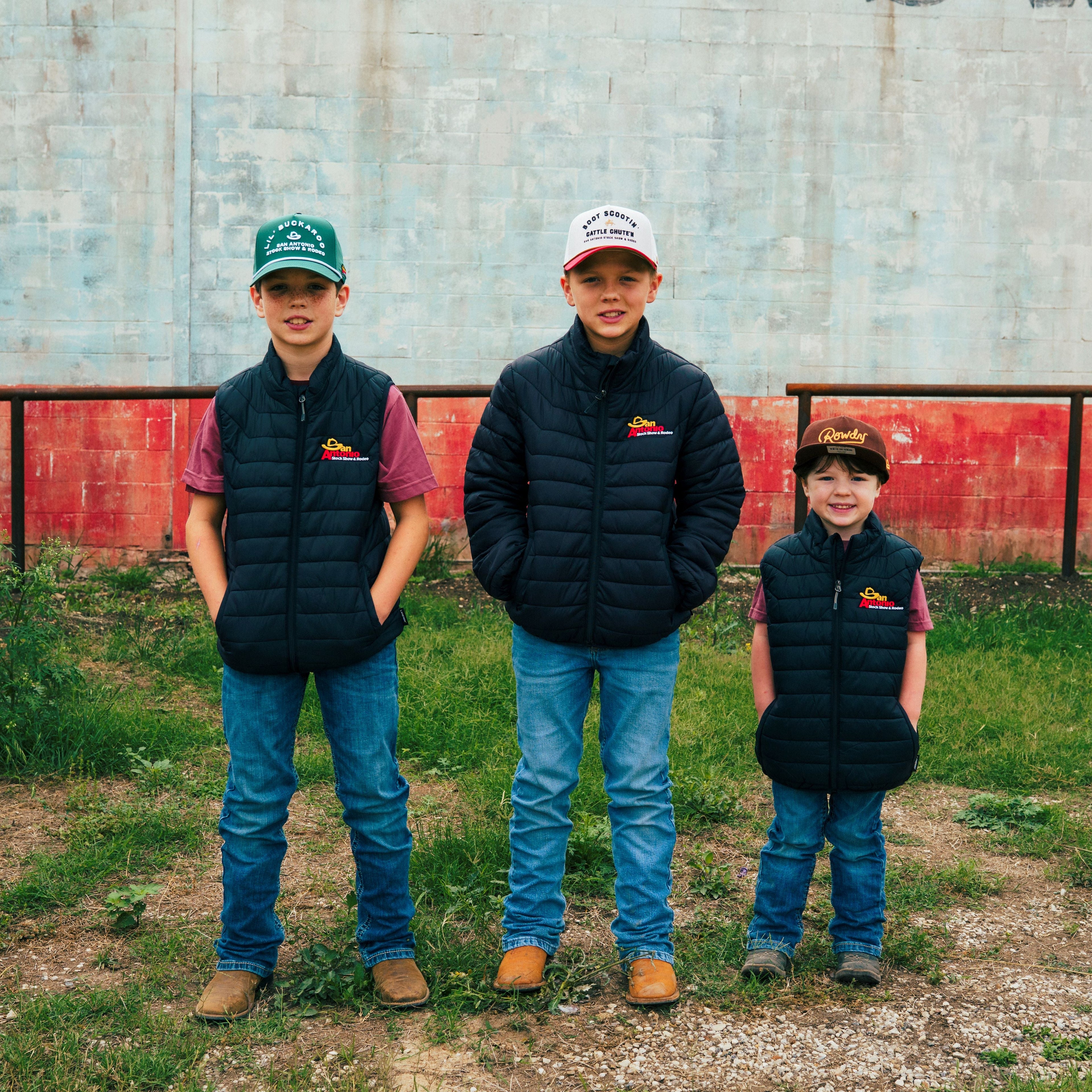 YOUTH BLK PUFFER VEST