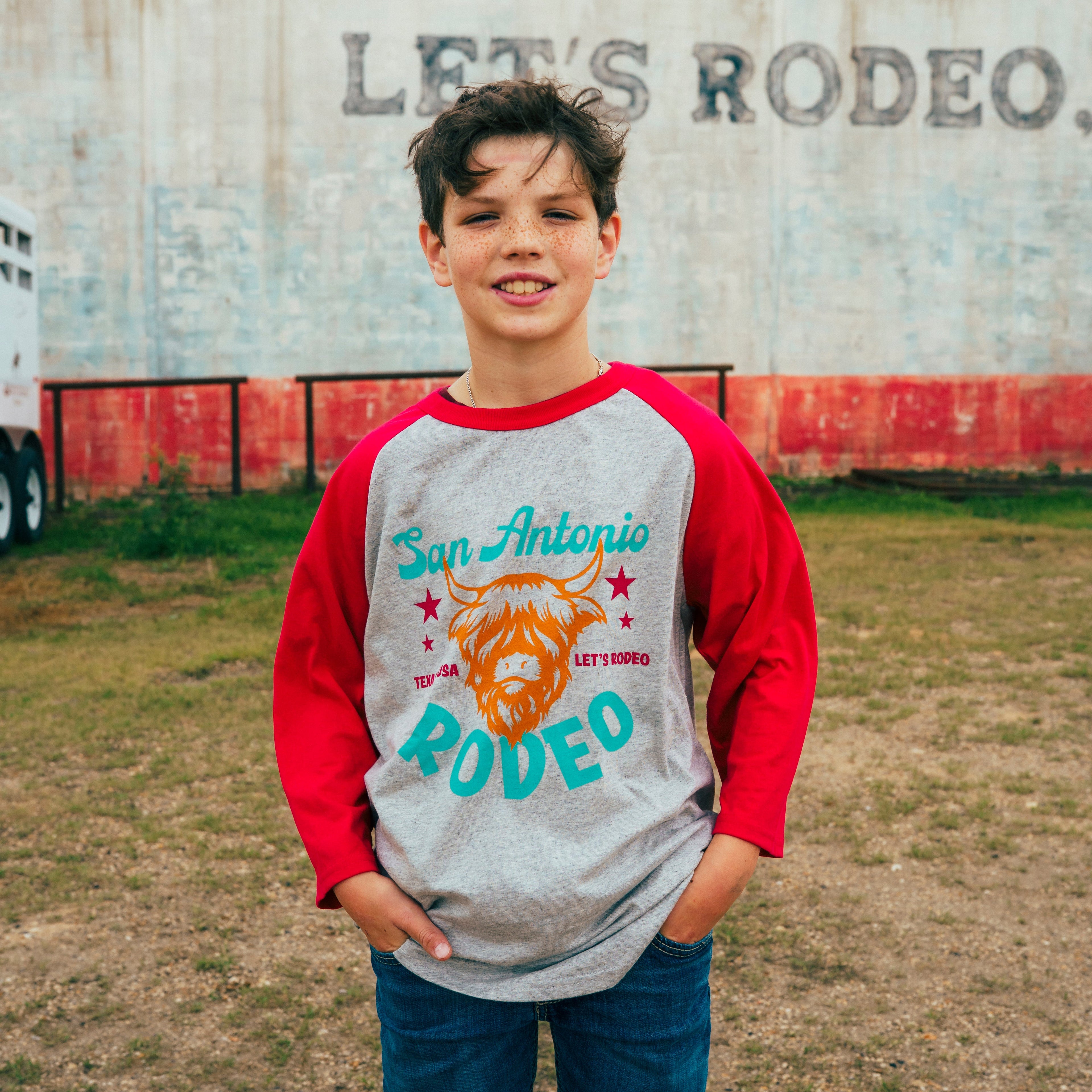 YOUTH HIGHLAND COW BASEBALL TSHIRT