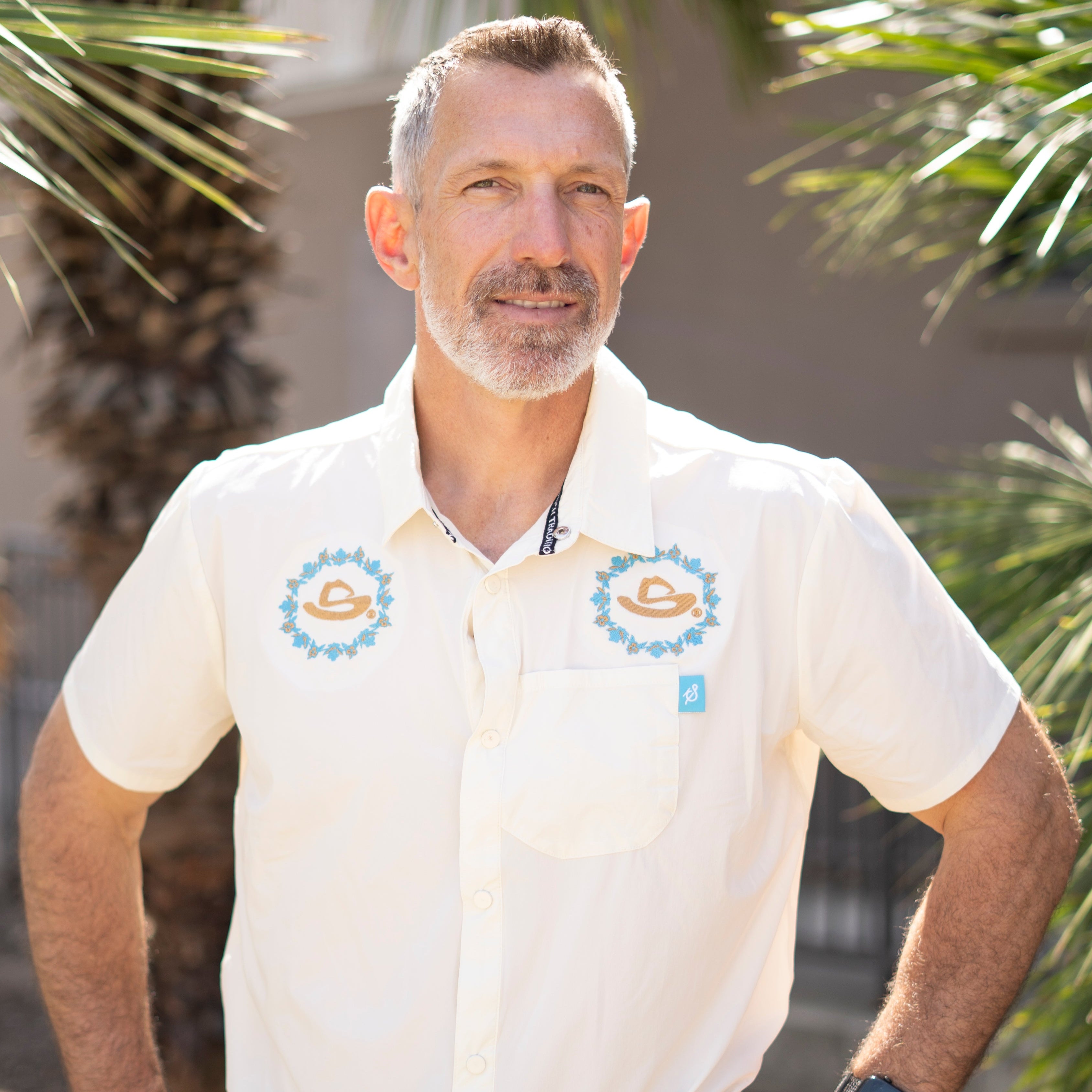THE EXPEDITION BUTTON DOWN STAUNCH
